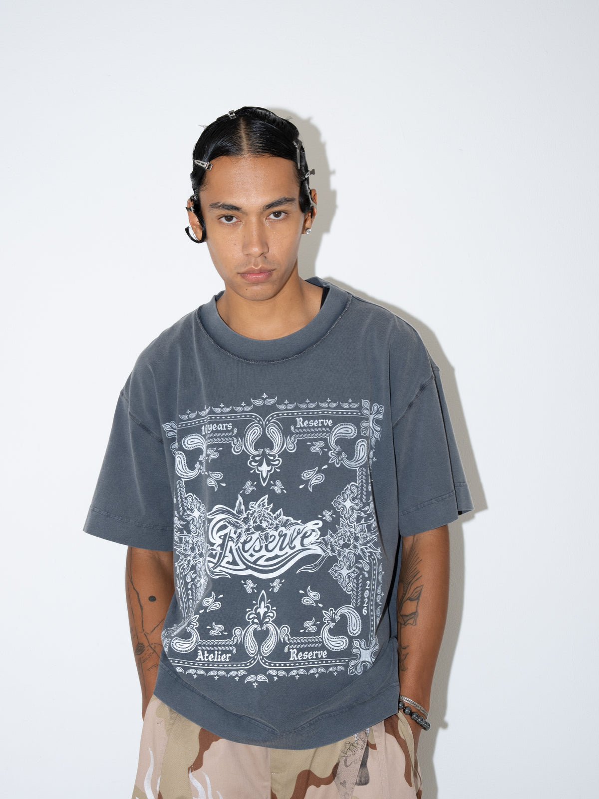 Box T-Shirt 10 Years Anniversary
