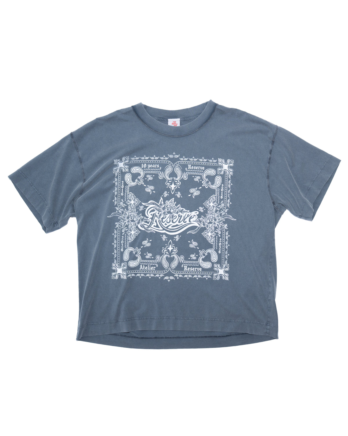 Box T-Shirt 10 Years Anniversary