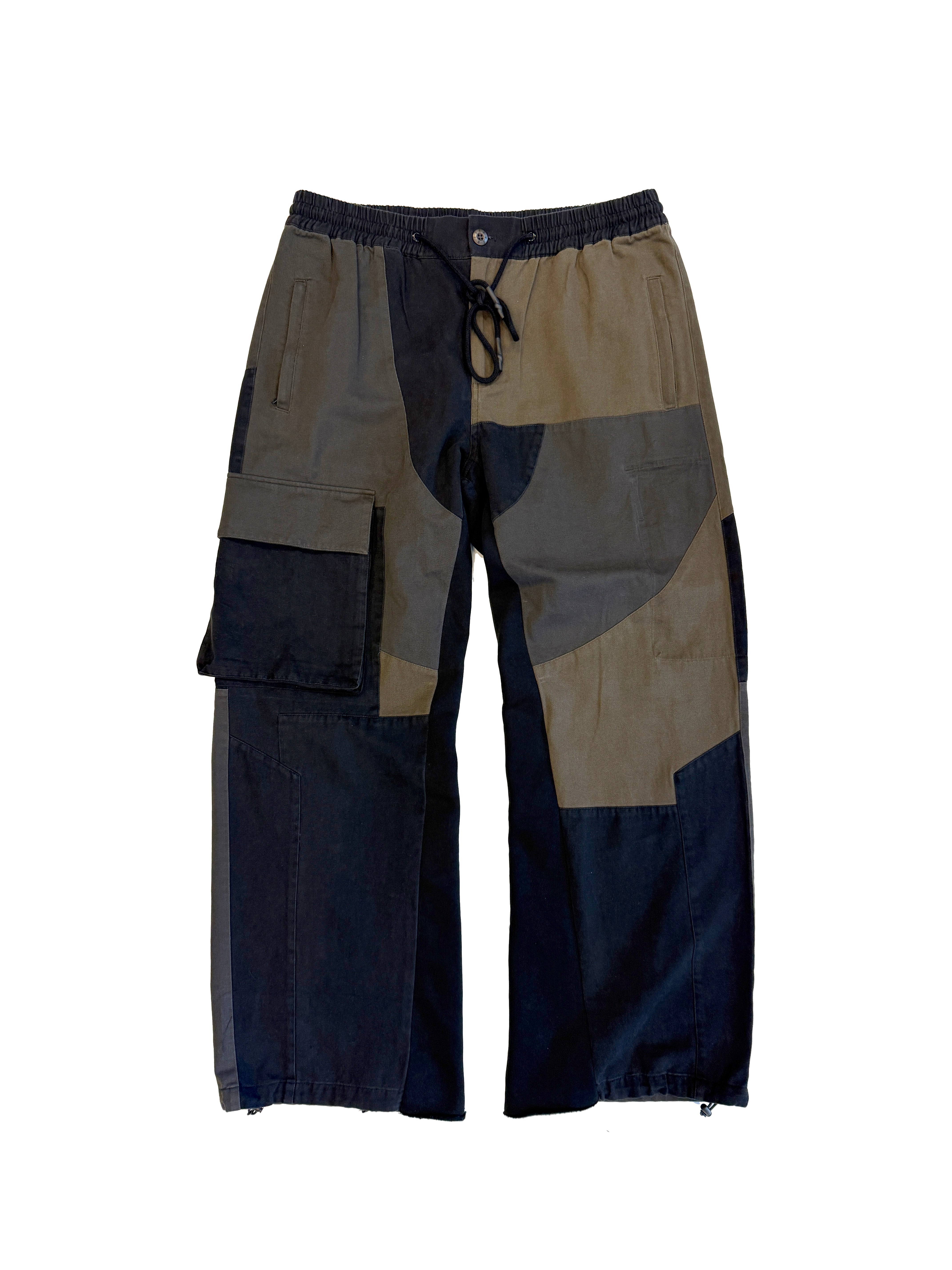 RE-CUT CARGO PANTS BLACK