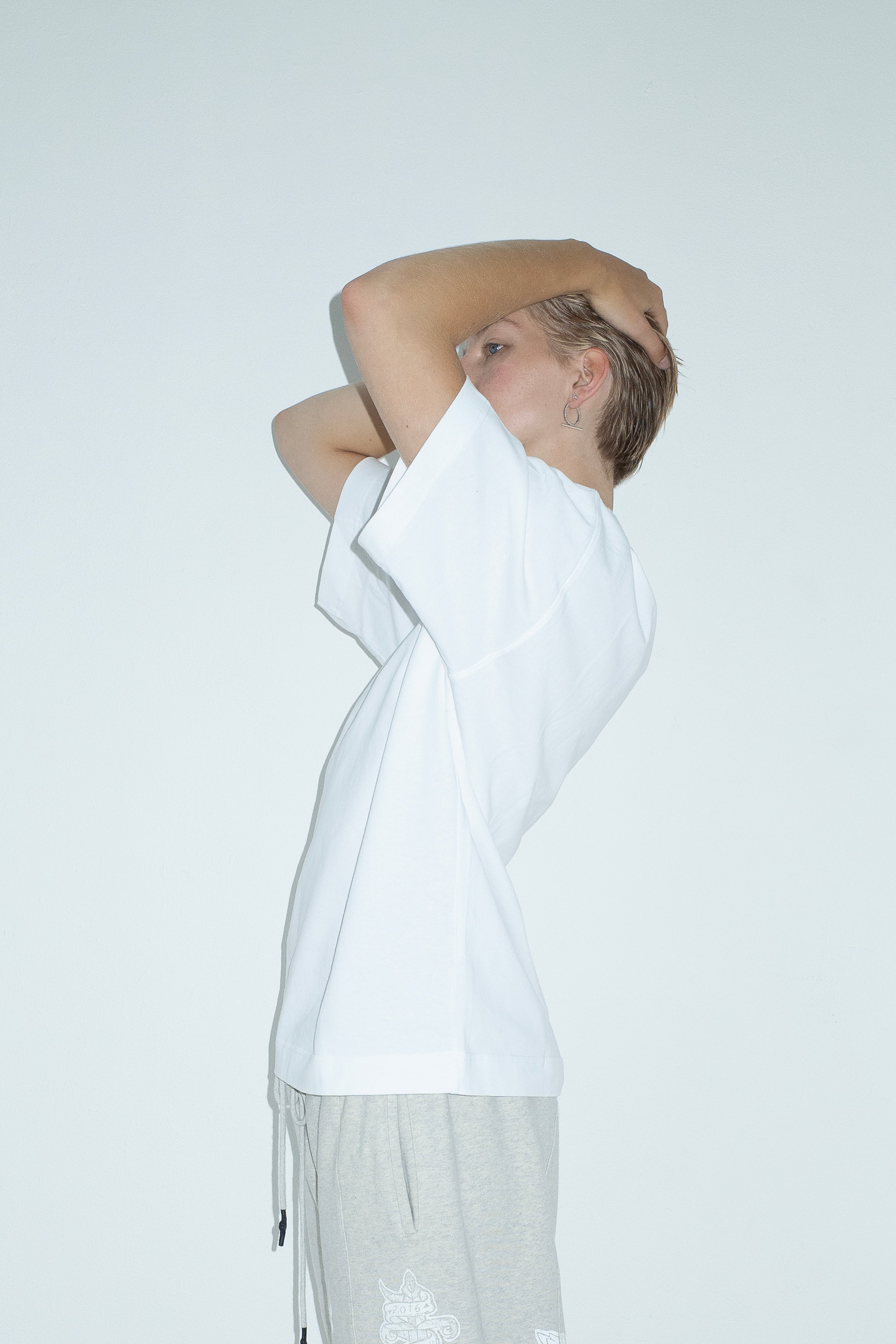 BOX TEE NO LOGO WHITE