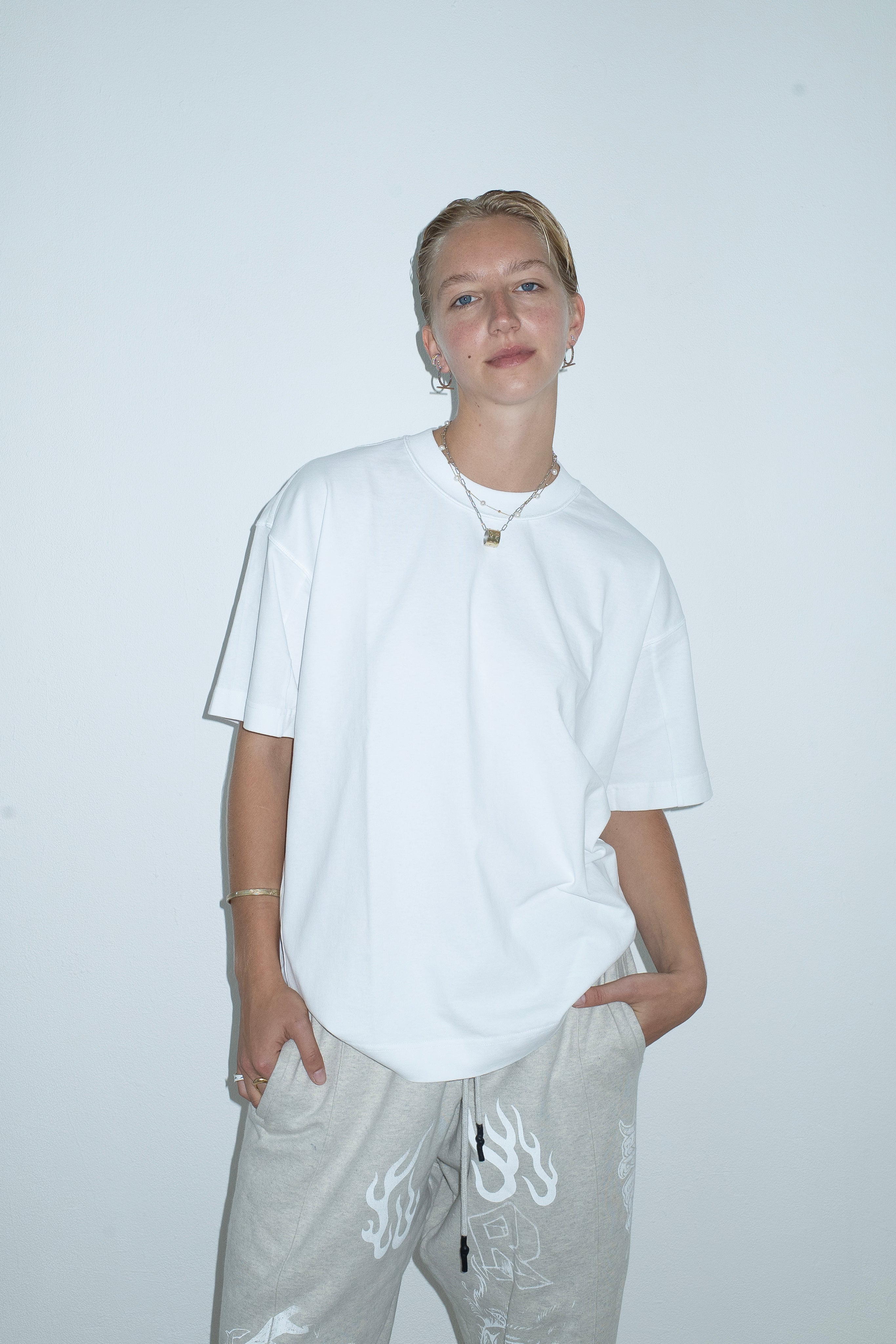 BOX TEE NO LOGO WHITE