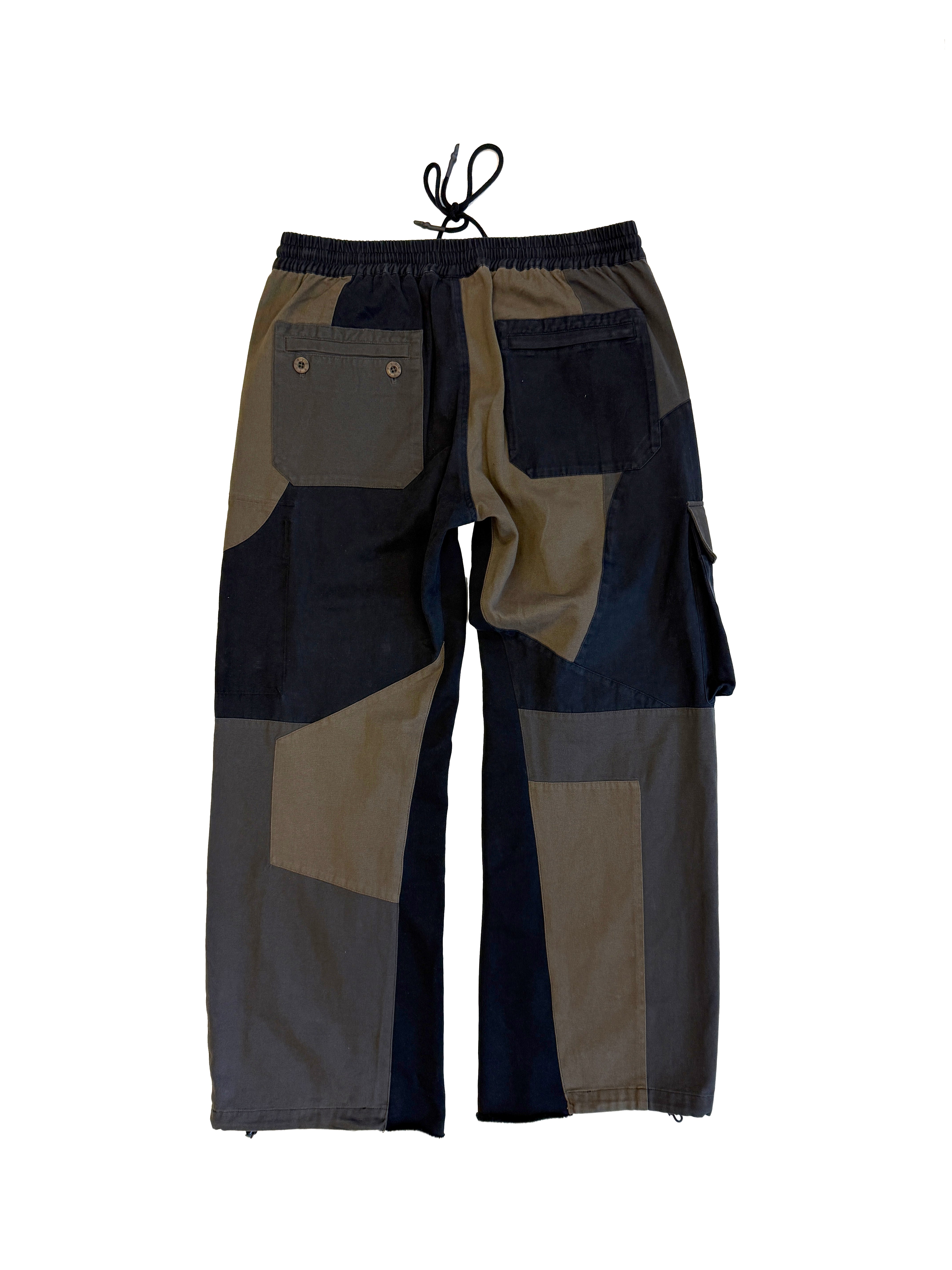 RE-CUT CARGO PANTS BLACK