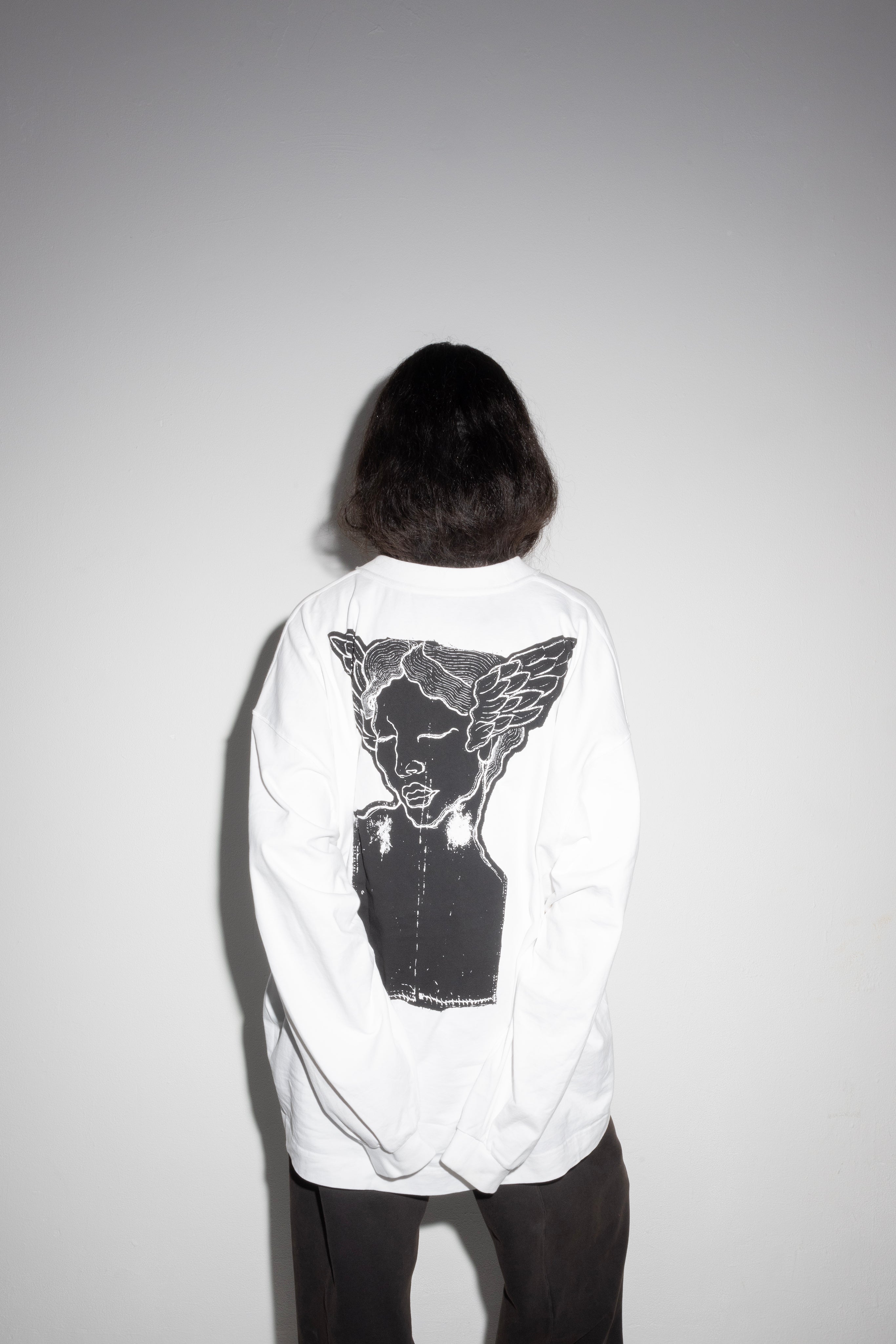 Box Long sleeve T-shirt Roman face white