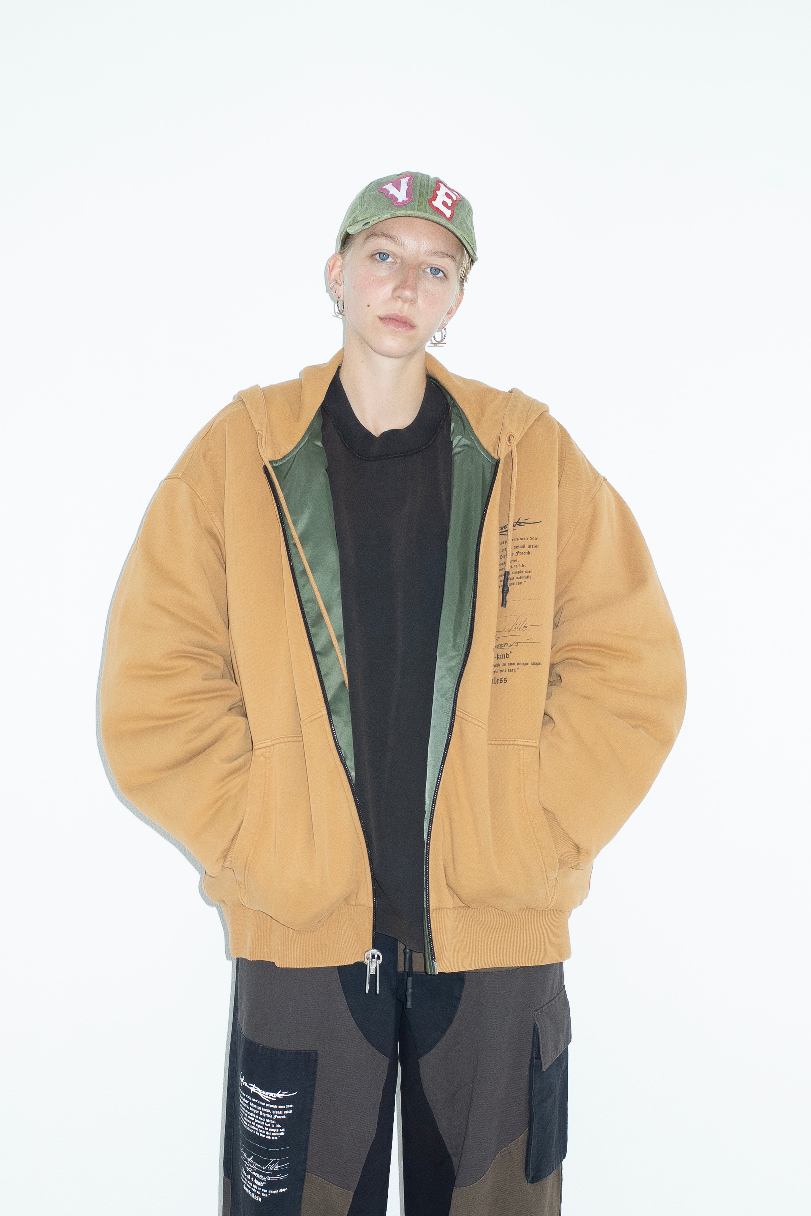 MA1 HOODED BOMBER GREEN GOLD