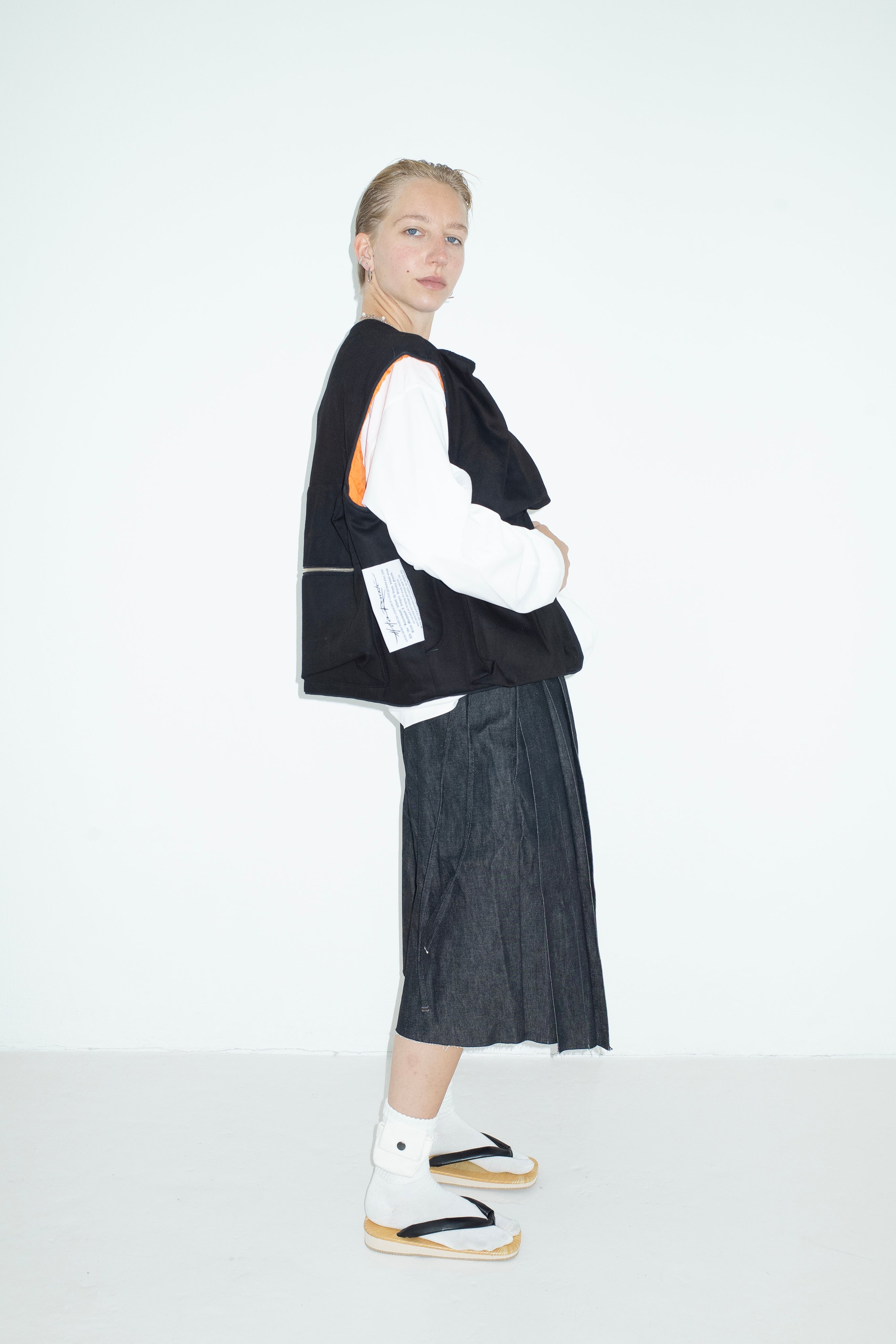 Denim Pocket Vest (Black)